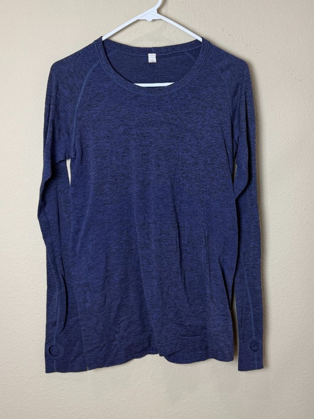 Lululemon Swiftly Tech Round Neck Navy Blue Heather Size 10